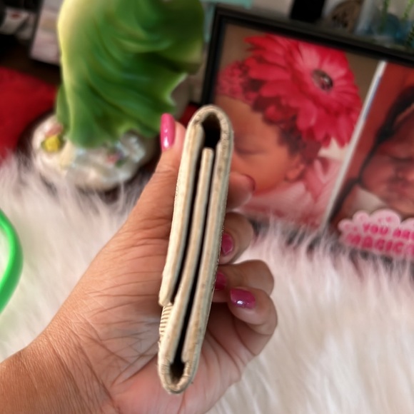 Prada 6 keychain case - Picture 7 of 13